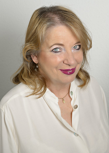 Christine Naundorf, Steuerfachangestellte