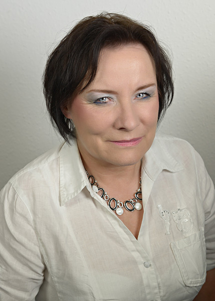 Kerstin Blodner, Diplom-Betriebswirt