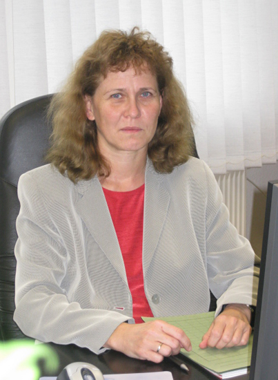Marion Schrank, Steuerberaterin